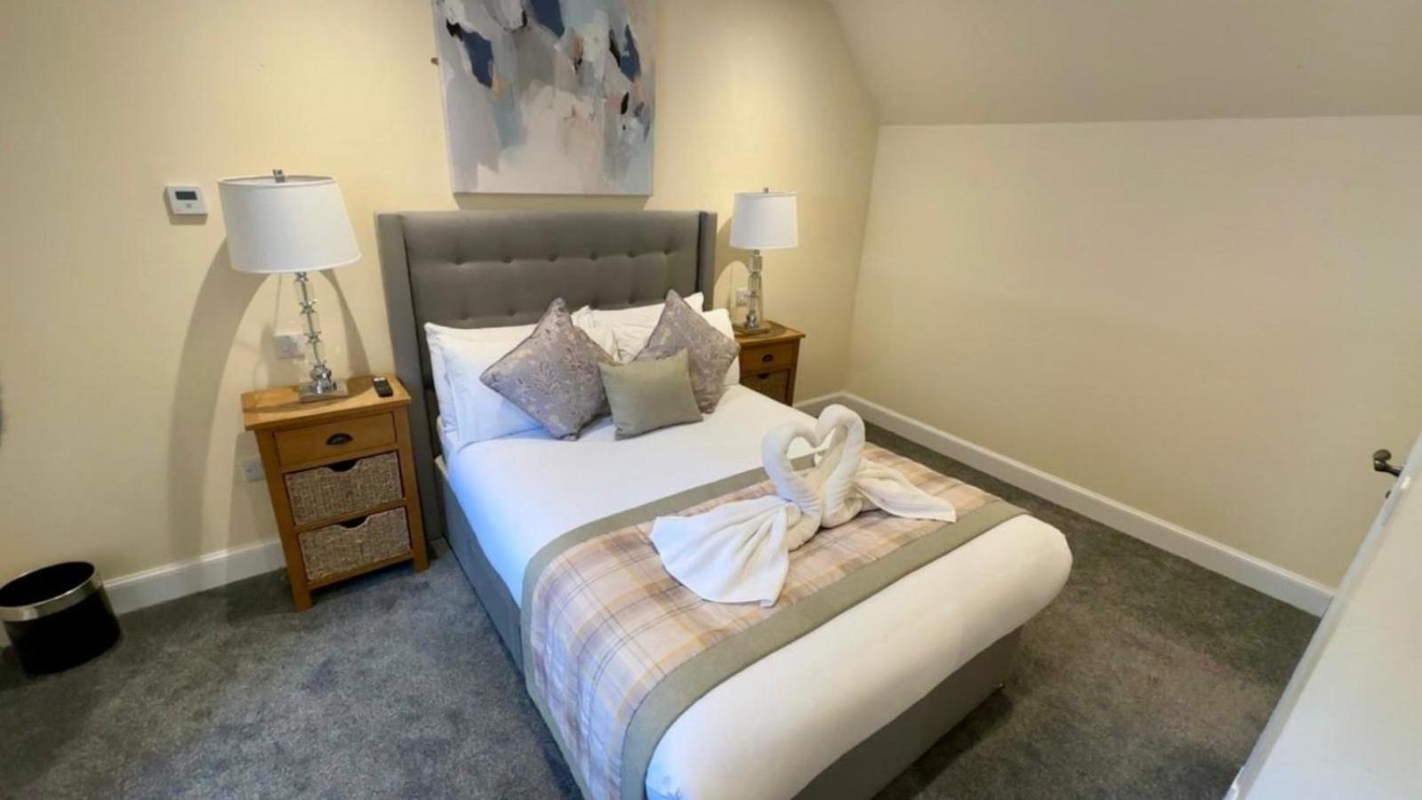 The Waverley Inn Holiday Homes インヴァネス エクステリア 写真